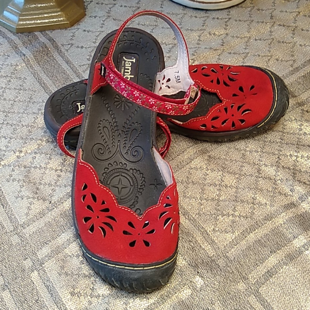 Jambu sandals